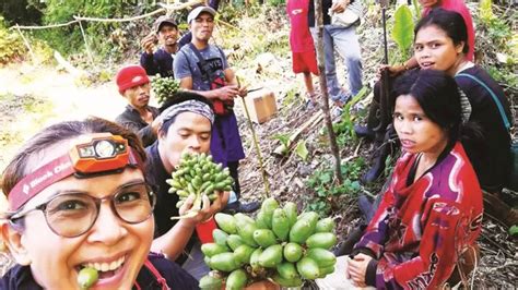 Pandesal, nganga, and the stories of Ilog Pasig .